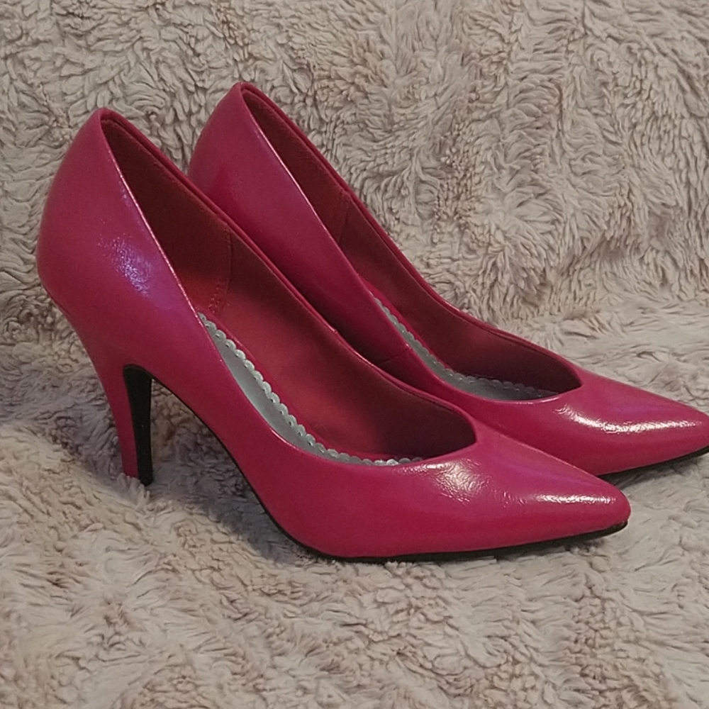 Fioni pointed toe heels